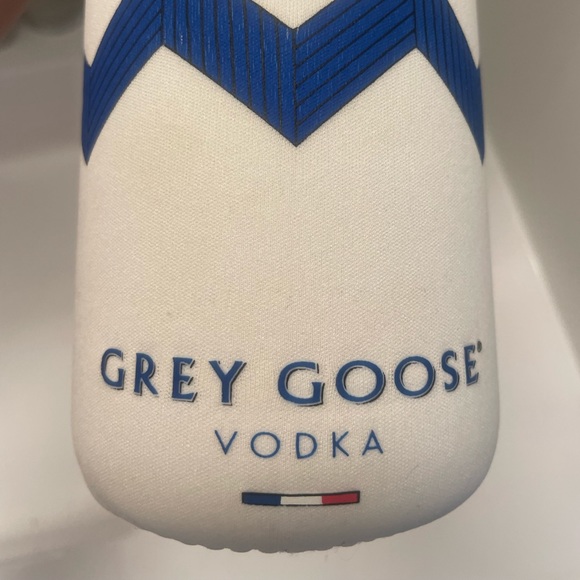 Brand New Grey Goose Cozie for 750ml Bottle - Picture 2 of 3